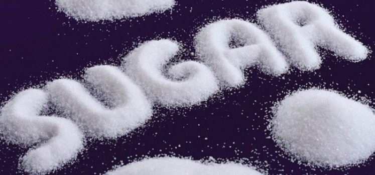 Сэтгэл судлаачдын, 352 хүнийг хамруулан явуулсан судалгаагаар, талархлын үгс нь, түүнийг хэлж байгаа болон хэлүүлж буй хүний аль алины, сэтгэхүй болоод мие мах бодын байдлыг нь сайжруулах чадвартай гэсэн үр дүн гарчээ. Уг судалгаанд, 18-58 насны эрэгтэй, эмэгтэй хүмүүс оролцсон бөгөөд эдгээр хүмүүсийн зарим нь бусад хүмүүсийн дэргэд сэтгэл санаагаа бүрэн илэрхийлж чаддаггүй, айж, ичих байдалд ордог байсан нь засагдсан ба олонхи хүмүүсийн хямрах, гутрах сэтгэлийн хандлагууд эдгэсэн ажээ. Энэхүү судалгаагаар, талархлын үгс нь, тэр дундаа хариу талархал дагуулах нөхцөлд, хүмүүсийн хоорондын итгэлцлийг сэргээх, өөртөө итгэх итгэлийг өсгөх зэрэг олон гайхалтай сайн үр дагавартай болохыг тогтоожээ. Үүний зэрэгцээ, сэтгэцтэй холбоотой өвчлөлүүдийг эмчлэхэд, тухайн өвчтөнд хандах ойр дотны хүмүүсийн хайртай дотно харилцаа, халамж юунаас ч илүү нөлөөлдөг гэсэн урд өмнө хийгдэж байсан судалгаануудын үр дүнг, энэ судалгаа нотолсон байна. “Баярлалаа” хэмээх энэ үг, үргэлж, эерэг сэтгэл хөдлөлийг дагуулдаг бөгөөд энэ үгийг сонссон хүн баярлаж, эргээд талархан баярлалаа гэх, мөн энэ үгийг хэлсэн хүн, эргээд талархал сонсоод баярлах, энэ бол хүн бүрийн бие биедээ хамгийн амархан хийж чадах гайхамшиг юм. Энэ үед, эдгээр хүмүүсийн сэтгэл санаа сайхан болж, бие организм сэргэж байдаг. Сэтгэл санаа сайхан байх үед хүн, баяртай, аз жаргалтай байж, бүх зүйл амар хялбар санагдан, хөнгөн шингэн хөдлөн, урам зориг нь сэргэн, амьдрал жаргалтай болж байдаг. Тиймээс, бие биедээ жаргал өгөх энэ үгийг байнга хэрэглэн, ажил төрлөө бүтэхэд ч дотроо “баярлалаа” гэж хэлж, ертөнцөд, мөн тухайн ажлыг бүтэхэд оролцсон бүх зүйлд сэтгэлдээ талархан, амьдралаа баяраар дүүргэх боломж бидний гарт байгаа ажээ. Энэ үгийн олон давталт нь мөн, үгийн хүчний хууль, түүний үйчлэлээр амьдралыг маань баяраар дүүргэх болно. БАЯРЛАЛАА. Бид баяртай байна.